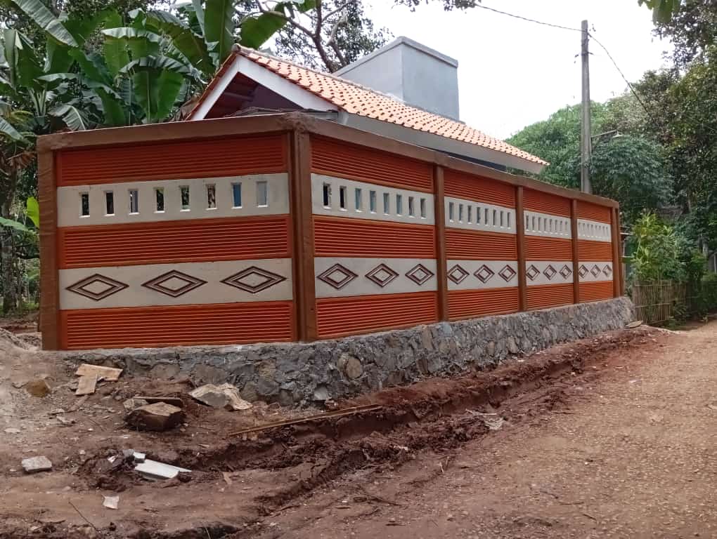 pagar panel beton motif